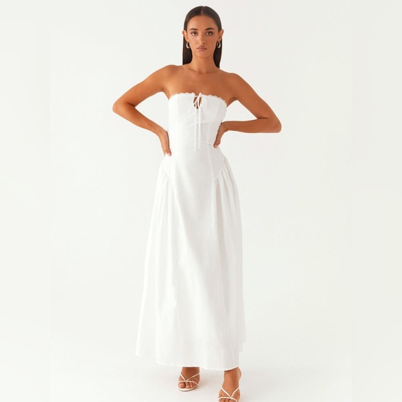 Peppermayo Elegant White Strapless Maxi Dress - Picture 2 of 6